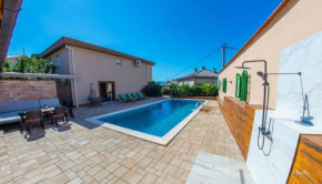 Villa Mira - with private pool